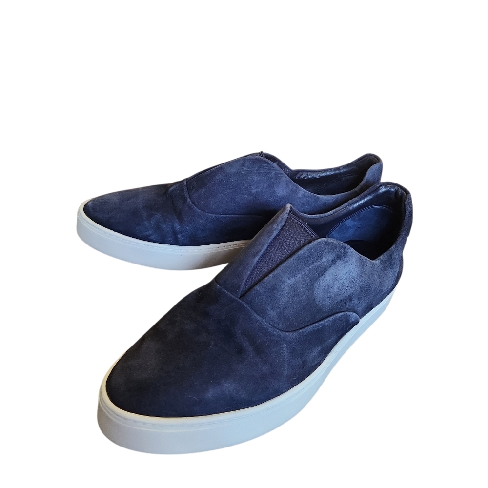 VINCE Galia Women's Size 8M Navy Blue Suede Slip On Loafer Classic Modern